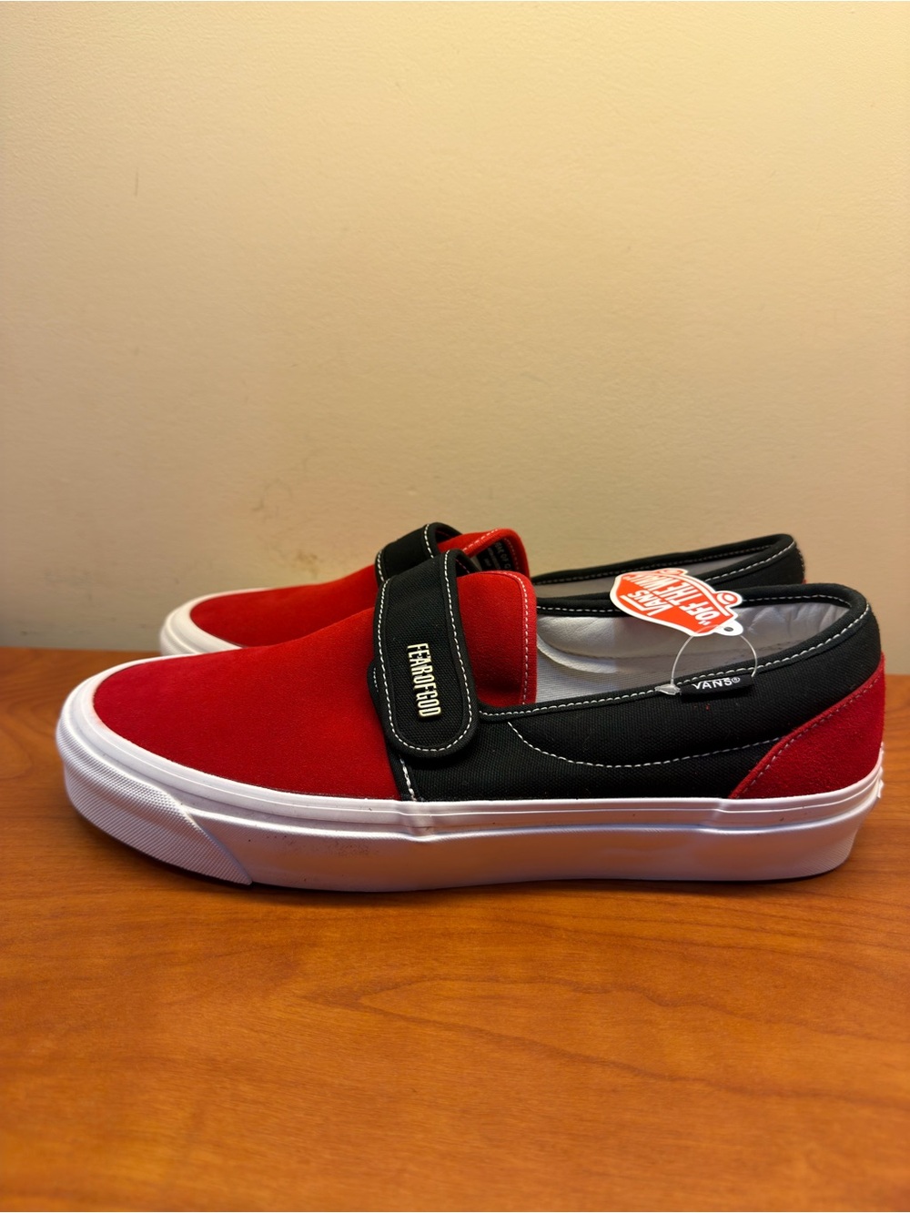 Vans Kids Slip-On Shoes - Red & Black